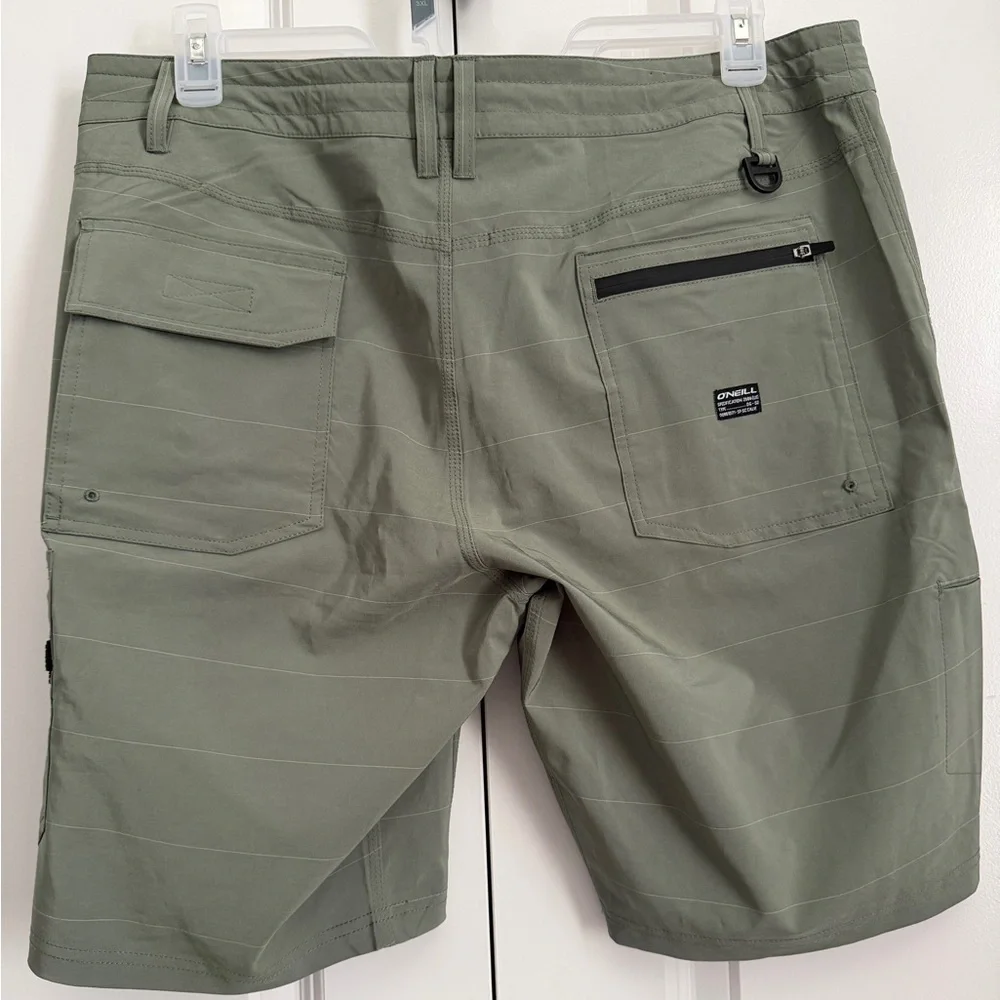 O’Neill Men’s Green Hybrid Cargo Shorts Size 36 – Performance Stretch Boardwalk